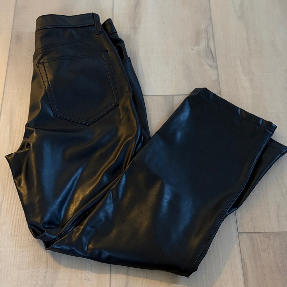 Abercrombie & Fitch Faux Leather Pant